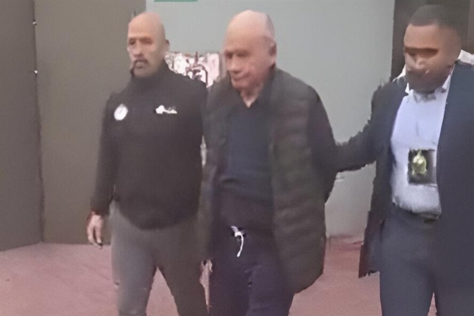 Guillermo Álvarez Cuevas, 'Billy Álvarez', ex presidente de Cooperativa La Cruz Azul, aprehendido el jueves en la CDMX, estuvo prófugo de la justicia durante los últimos cuatro años y medio.