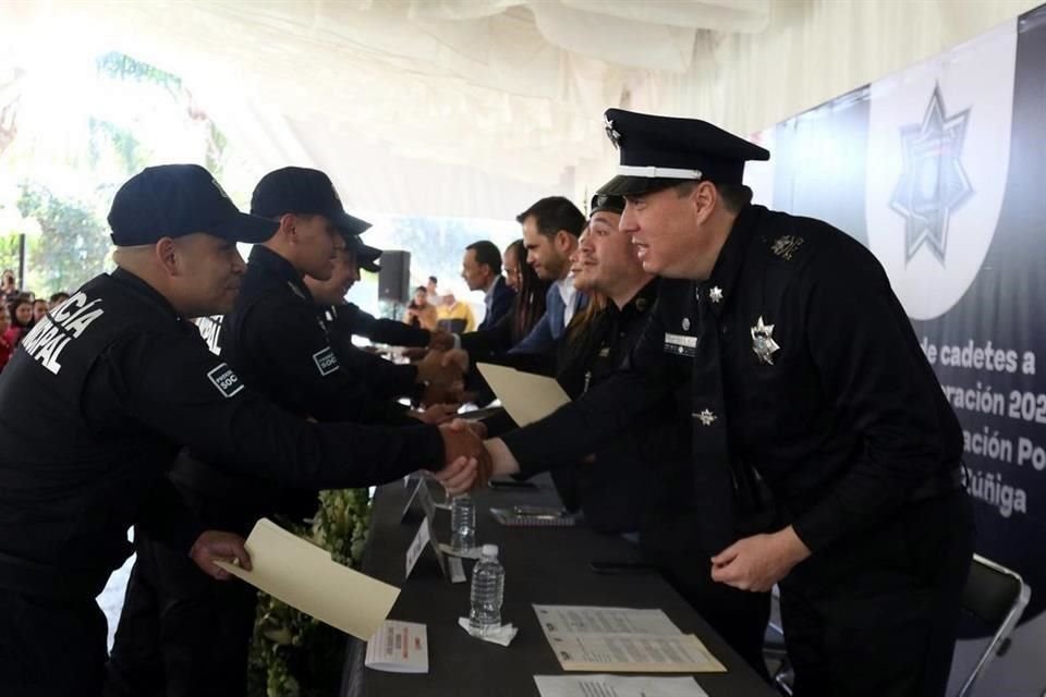 Luego de cumplir una capacitación de seis meses, 28 nuevos policías se sumaron a las filas de la Comisaría de Tlajomulco.