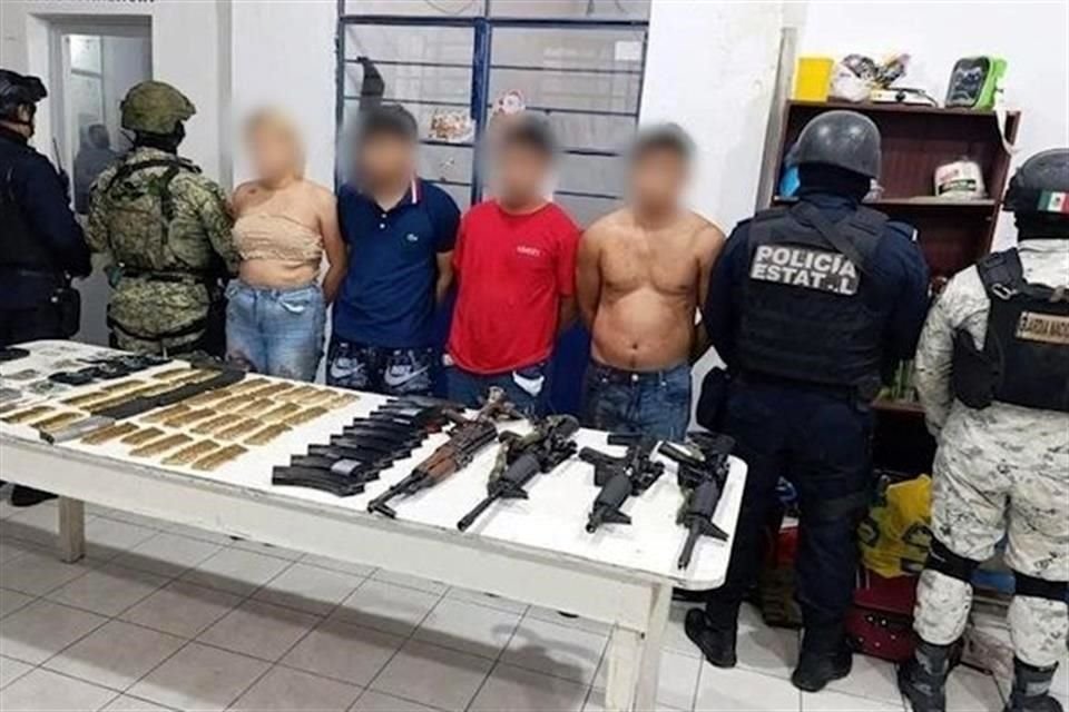 En diferentes operativos realizados en Tabasco, fueron detenidas ocho personas, entre éstas, un elemento en activo de la Marina y otro que desertó de esta institución.