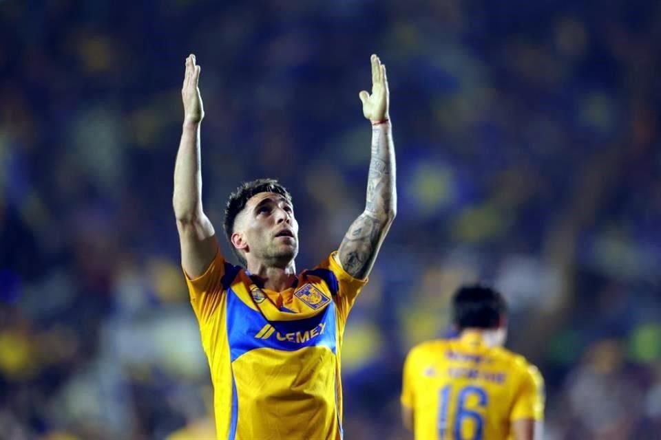 Con un disparo desde fuera del área, Fernando Gorriarán provocó el segundo gol de Tigres.