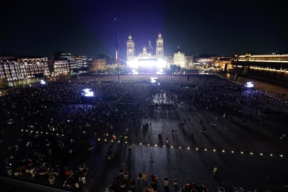 Así lució la plaza del Zócalo durante el concierto del argentino.