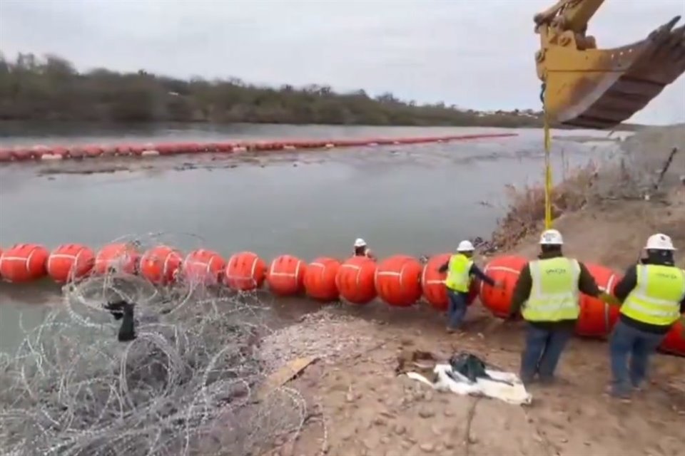 Greg Abbott, Gobernador de Texas, presumió reforzar frontera con más boyas en el Río Bravo; vigilancia en cruces se mantiene sin cambios.