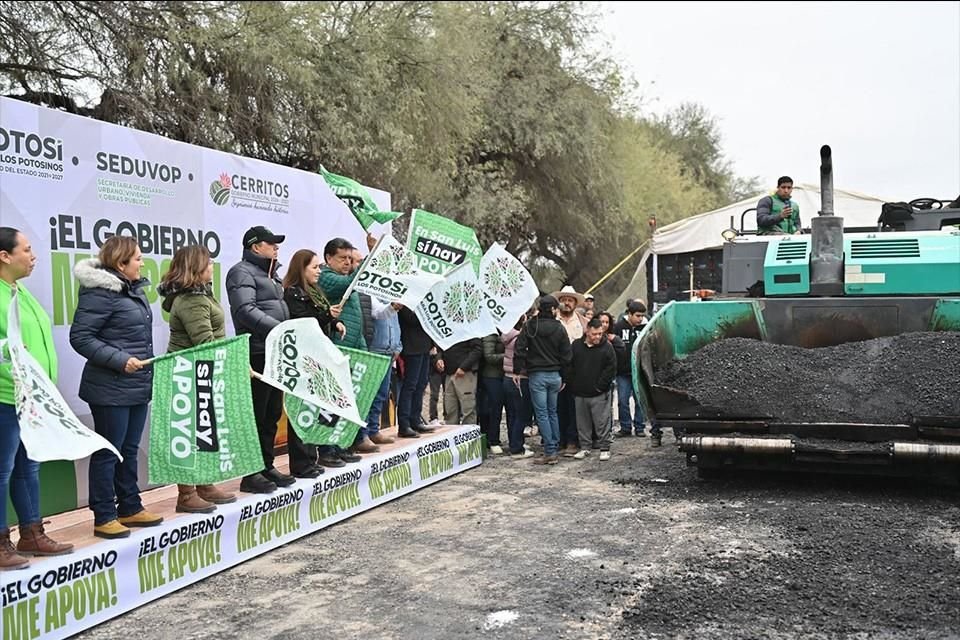 Ricardo Gallardo lleva más apoyo en movilidad a región media