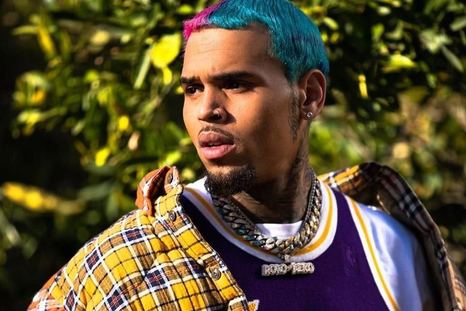 El rapero Chris Brown demandó a Warner Bros. Discovery por 500 millones de dólares, por supuesta difamación en una docuserie.