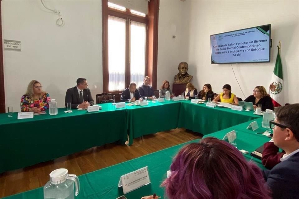 Además, participantes abordaron abordaron la desigualdad actual en la distribución de servicios de salud, así como insuficiencia presupuestal.