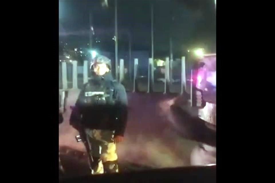 En un video se observa la agresión de los efectivos federales.