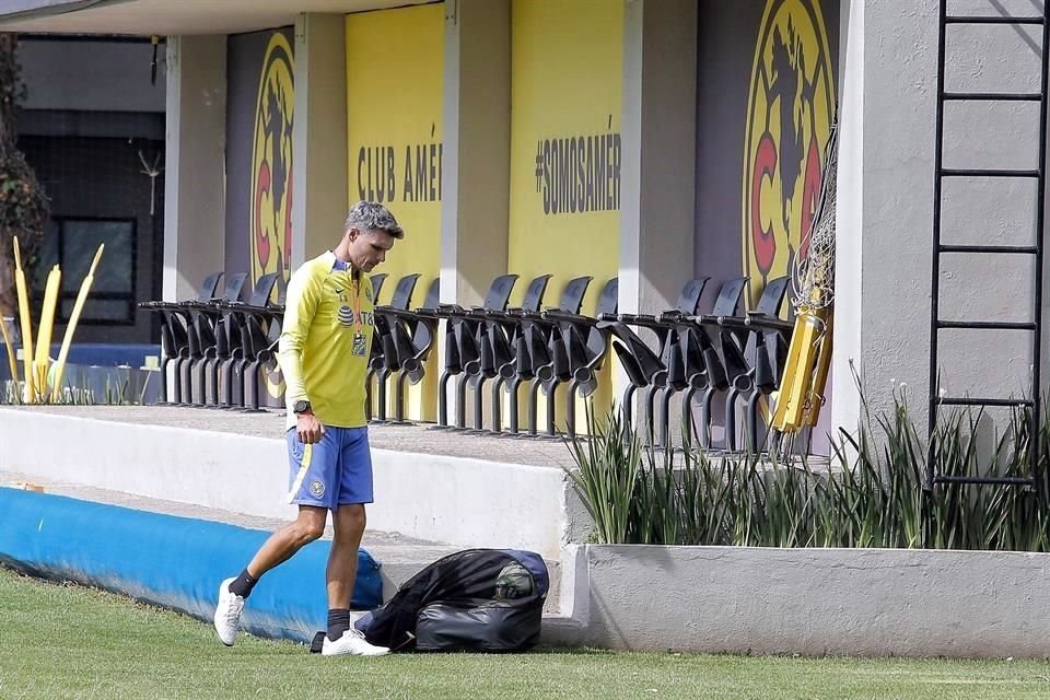 Fernando Ortiz terminó mal tras su decisión de salir del América.