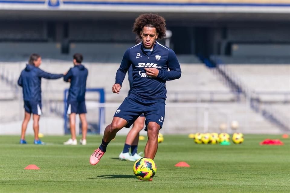 Adalberto Carrasquilla está listo para debutar con los Pumas.