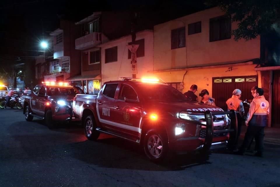 Dos personas fallecieron al interior de un domicilio de la Alcaldía Iztapalapa.