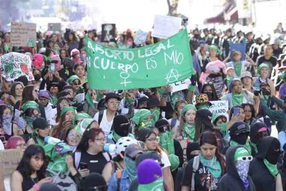El siguiente paso, coincidieron, es que en el Congreso se apruebe la despenalización total del aborto para que no se criminalice después de las 12 semanas y que se aborde ya por completo como un tema de salud. 