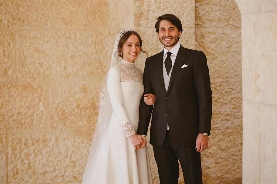 El embarazo de la Princesa Iman llega menos de dos años después de su boda con Jameel Thermiotis.