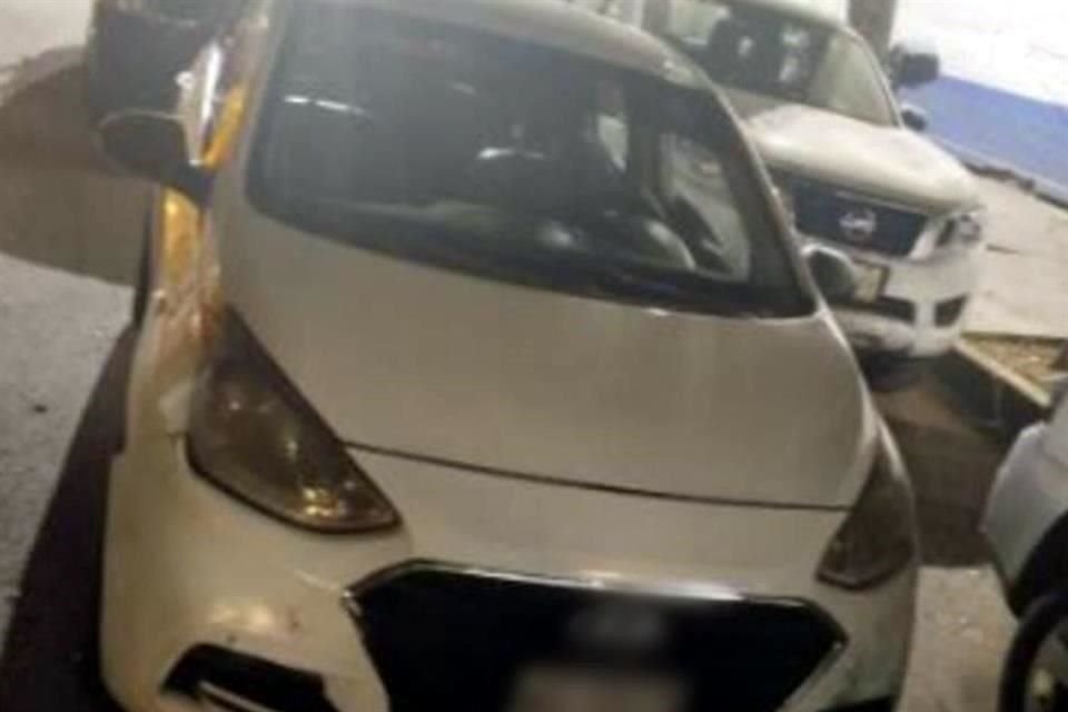 En la Colonia El Paraíso, en la Alcaldía Iztapalapa, donde un automovilista, de 22 años, fue atacado a balazos.