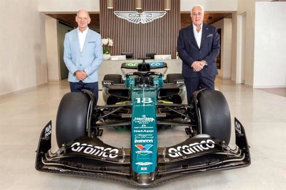 Adrian Newey (izq.) quiere llevar a Aston Martin a los primeros sitios.