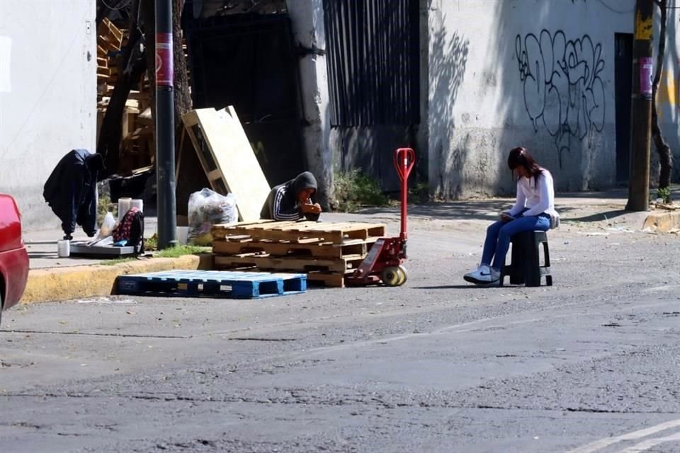 Aunque no al nivel que se había hasta antes de agosto de 2023, los tarimeros no dejan la calle.