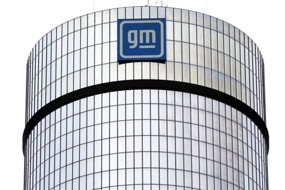 En el cuarto trimestre, los ingresos de General Motors aumentaron un 11 por ciento a 47 mil 700 millones de dólares.