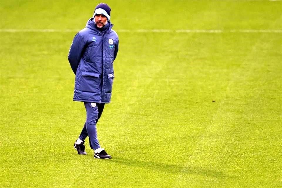 Pep Guardiola está preocupado por el mal paso de su equipo en la UCL.