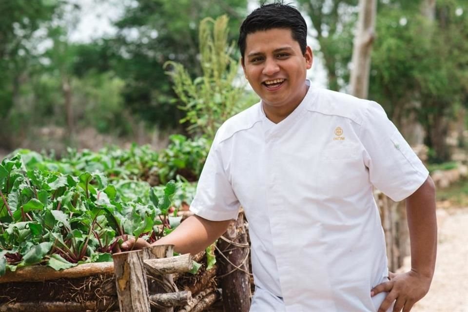 El chef Luis Ronzón, del restaurante Ixi'im, fue el representante de México y participó en el intercambio para preparar platillos y conocer la cultura de otras ciudades.