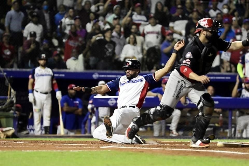 Los Charros de Jalisco (México) y los Gigantes del Cibao (República Dominicana), en duelo de las Semifinales de la Serie del Caribe 2022.