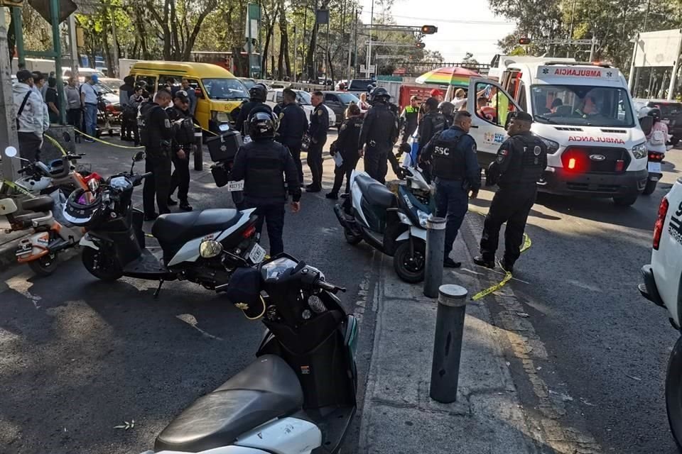 El pipero fue golpeado por los testigos y policías tuvieron que rescatarlo subiéndolo a una patrulla rumbo al Ministerio Público.