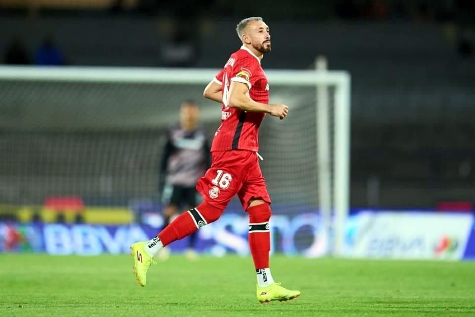 Héctor Herrera debutó con el Toluca.