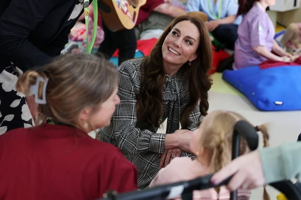 Kate Middleton visitó el hospicio infantil Ty Hafan en Gales y asume el rol de patrona, cargo que previamente ocupó la Princesa Diana.