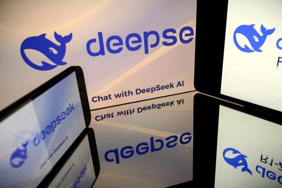 DeepSeek afirma en sus propios términos de privacidad que recopila y almacena datos en servidores en China, y agrega que cualquier disputa sobre el tema se regirá por la ley del gobierno chino. 