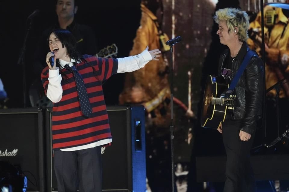 Artistas como Green Day, Billie Eilish y Green Day se unen en mega show doble para ayudar a víctimas de los incendios en Los Ángeles.