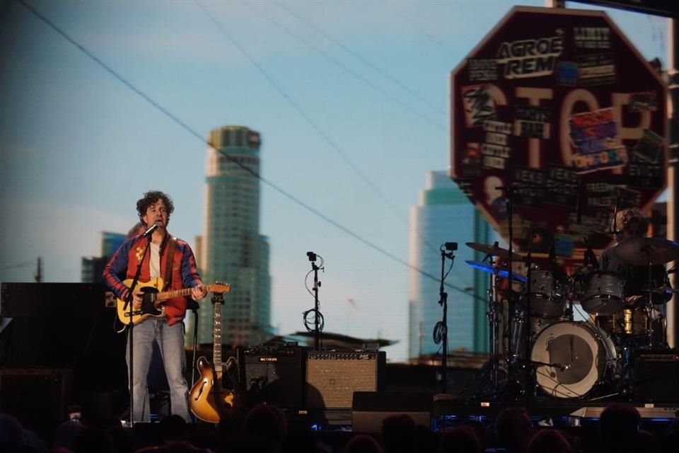 La banda Dawes homenajeó los barrios de Los Ángeles.