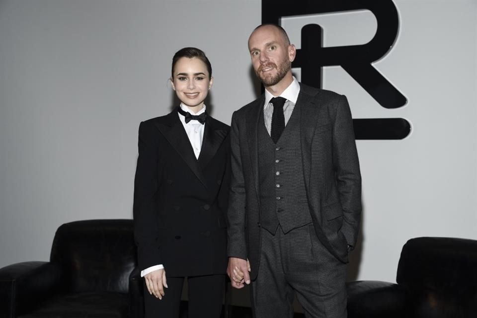 Lily Collins, de 35 años, y Charlie McDowell, de 41, comenzaron su relación en 2019, cuando se conocieron en el set de Gilded Rage.