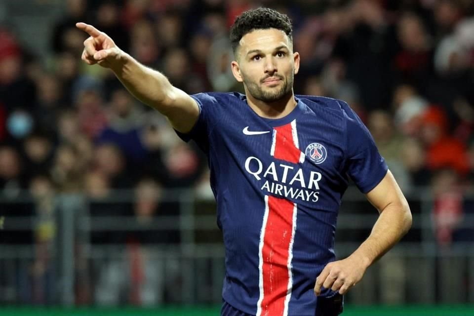 Goncalo Ramos firmó la goleada del PSG con un doblete sobre el Stade Brestois.