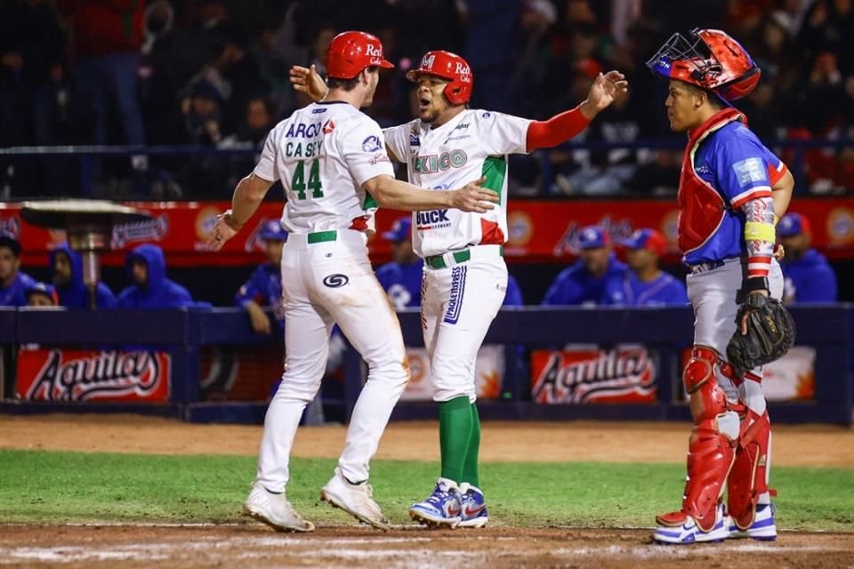 Debuta Charros de Jalisco ante Indios de Mayagüez en la Serie del Caribe Mexicali 2025.