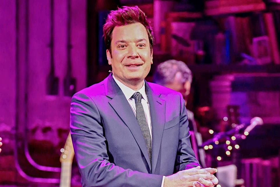 El presentador Jimmy Fallon debutó en Broadway al participar en la puesta 'All In', donde pone a prueba su improvisación y cumple un sueño.