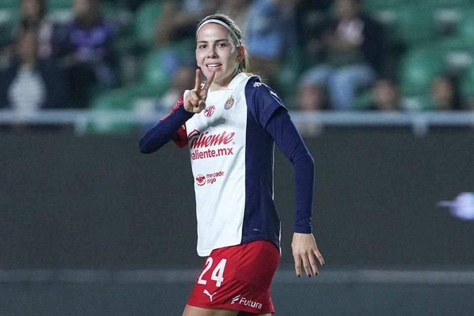 Alicia Cervantes, delantera de Chivas Femenil, en el juego entre Mazatlán y Chivas.