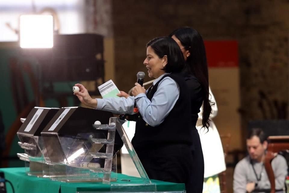 Aspecto de la segunda jornada de insaculación de candidatos del Poder Legislativo a la elección judicial.