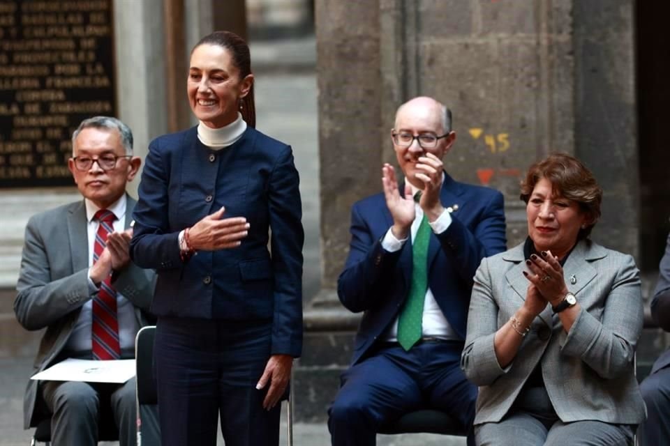 Claudia Sheinbaum Pardo, Presidenta de México, en firma de Adhesión al Consejo Académico para la Transformación de la Educación Tecnológica Media Superior.