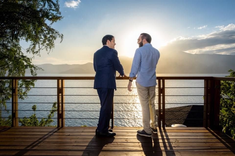 El Presidente de El Salvador, Nayib Bukele, se reunió con el Secretario de Estado de EU, Marco Rubio.