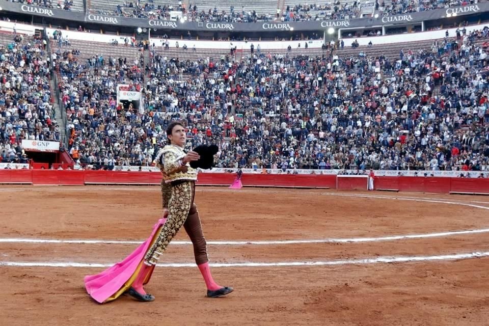 Andrés Roca Rey volvió a demostrar su calidad en la Plaza México.