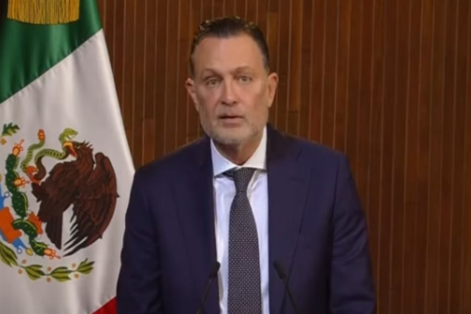 En evento ante Sheinbaum, Mauricio Kuri, Gobernador de Querétaro, dijo que para garantizar la soberanía se debe lograr unidad interna.