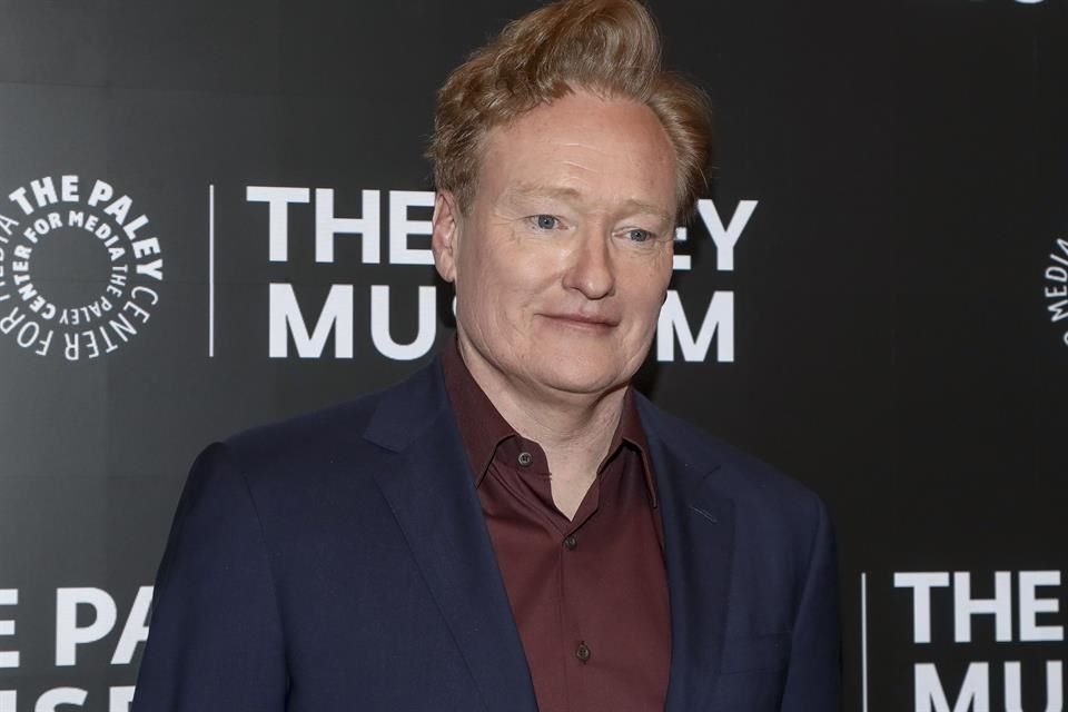 Conan O'Brien será el anfitrión de los Premios de la Academia. El exitoso presentador de programas nocturnos, locutor de podcasts y ocasional estrella de cine, se dijo feliz con su participación.