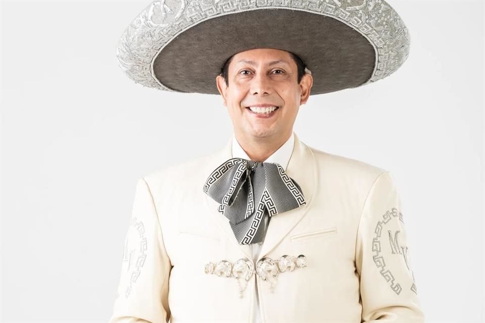 Arturo Vargas, la voz emblemática del Mariachi Vargas de Tecalitlán en los últimos 23 años, anunció su salida de la icónica agrupación de música ranchera y regional.