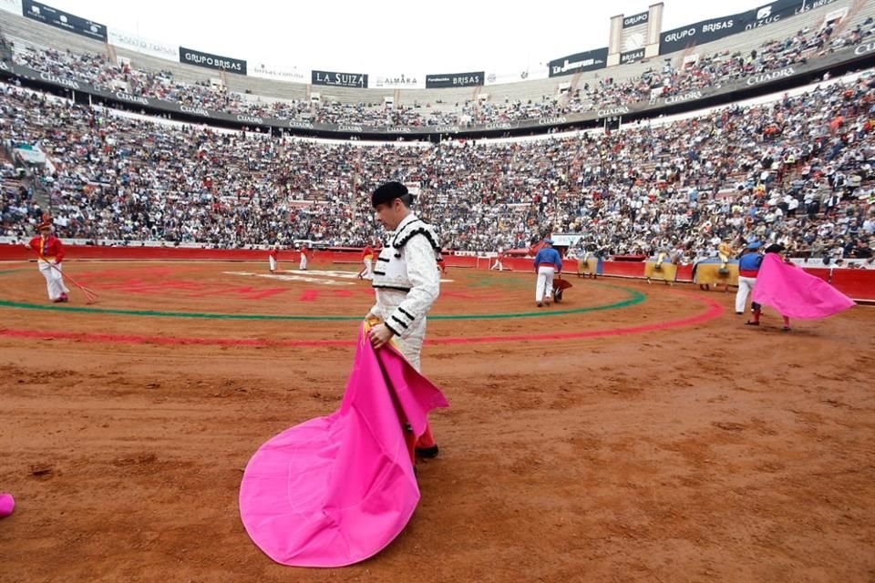 Enrique Ponce eligió la Plaza México para despedirse de los ruedos.