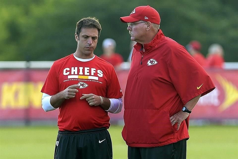 El entrenador se enfoca en el Super Bowl.