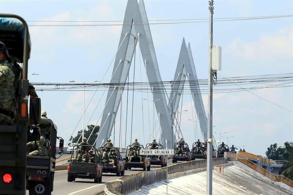 Otros 300 militares fueron enviados Tabasco para reforzar la seguridad en una entidad que ha sido azotada por la violencia.