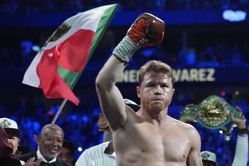 Desde el Reino de Arabia Saudita llegó el acuerdo con el boxeador mexicano 'Canelo' Álvarez y lo firmaron para cuatro peleas.