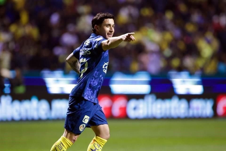 Un error defensivo del Puebla le abrió la puerta a Alejandro Zendejas para poner en ventaja al América.