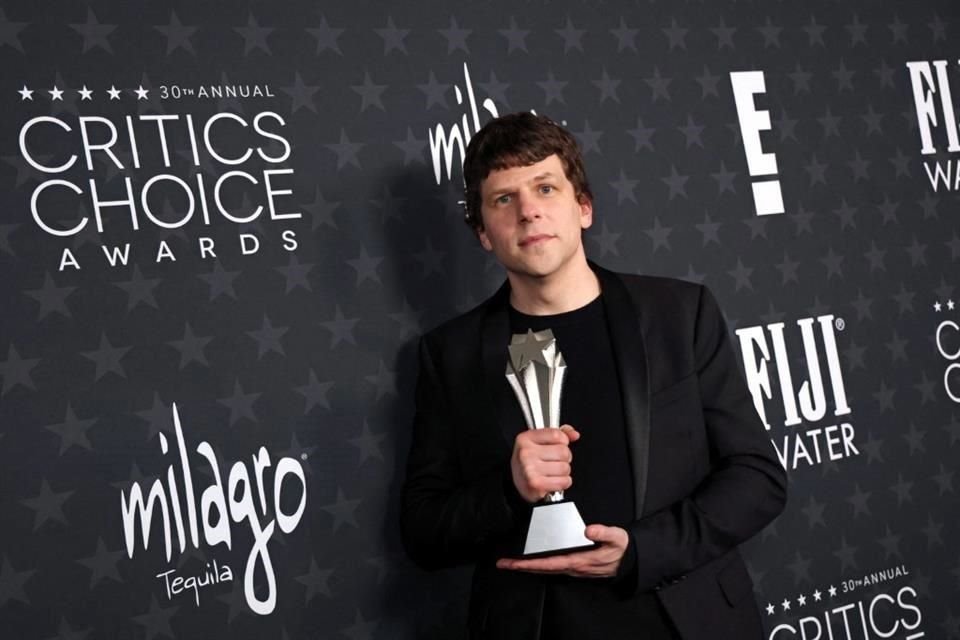 Jesse Eisenberg obtuvo el premio a Mejor Comedia.