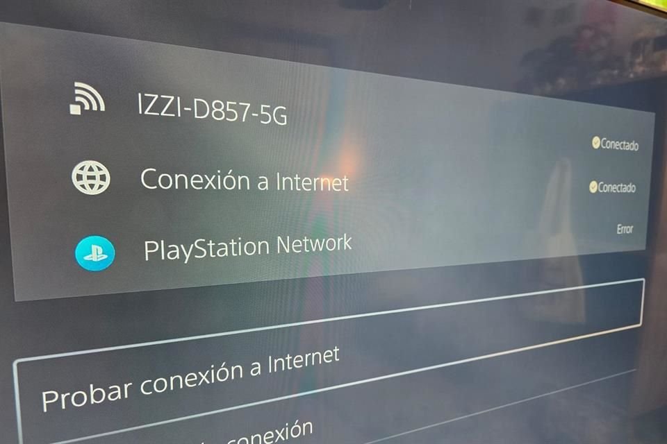 PlayStation se enfila a una nueva caída histórica después de cumplirse 18 horas de la suspensión de sus servicios en línea.