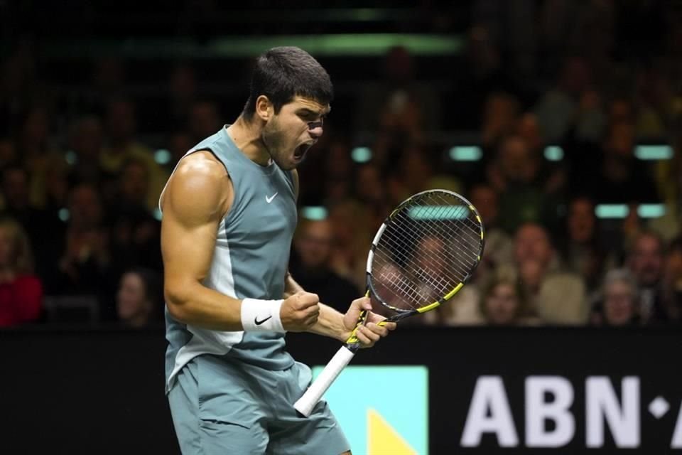 Carlos Alcaraz está por primera vez en la Final del ATP 500 de Rotterdam tras vencer al polaco Hubert Hurkacz.