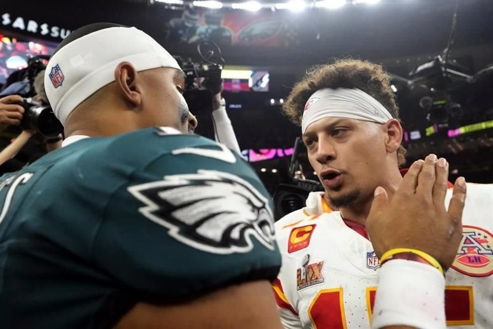 Hurts cobró venganza sobre Mahomes y los Chiefs.