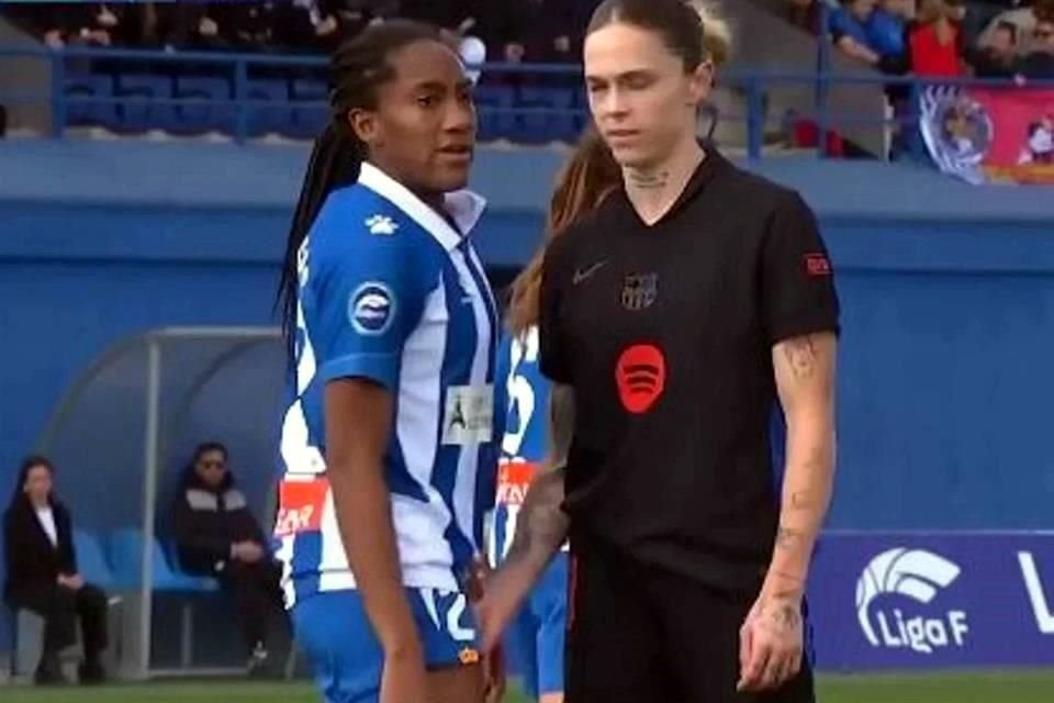 Mapi León tocó la zona íntima de Daniela Caracas en pleno partido del Espanyol y Barcelona Femenil, gesto que el equipo perico tachó de inaceptable.